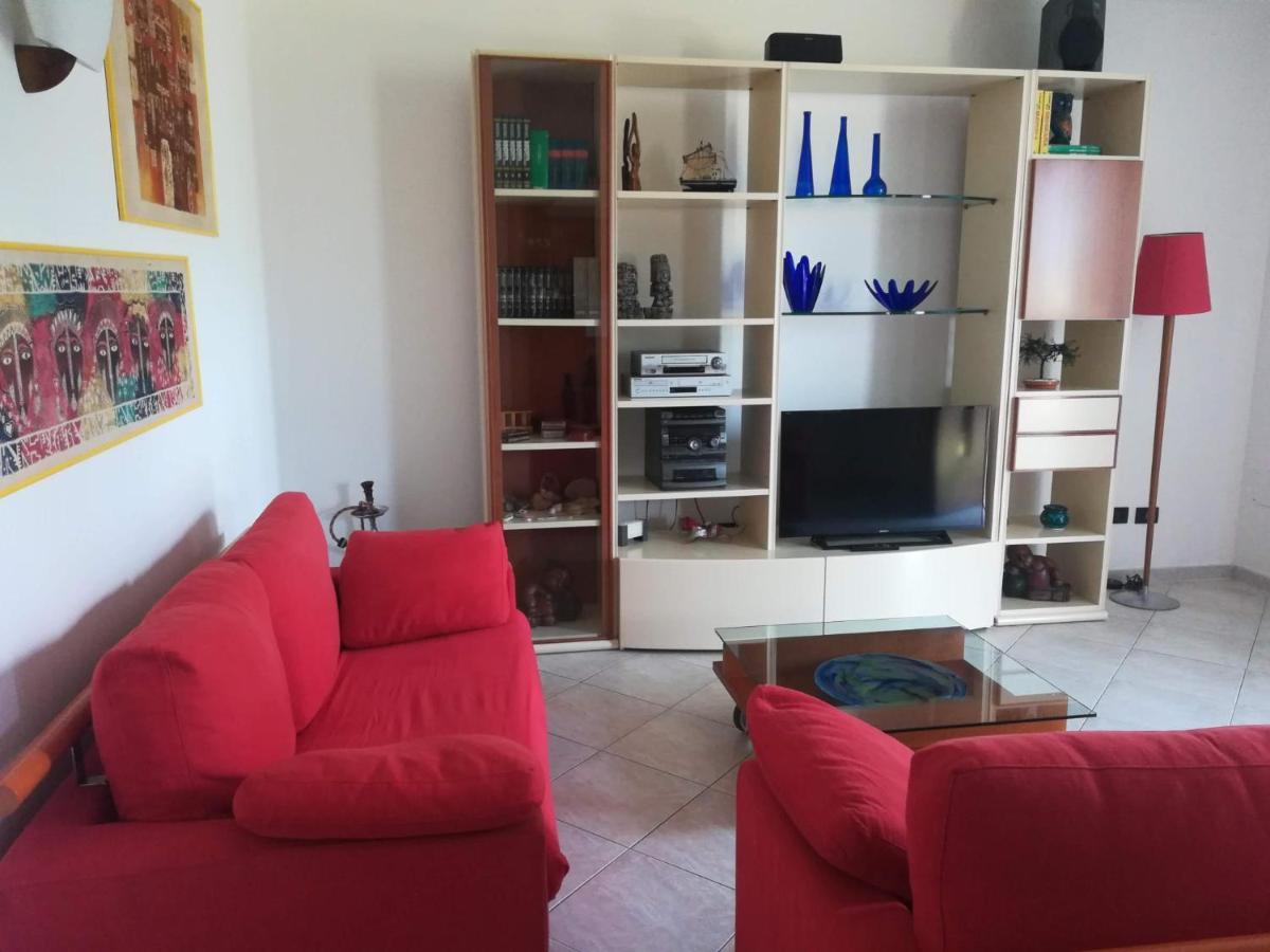 Casa T.U.A. Apartment ซาเลมาราซิโน ภายนอก รูปภาพ